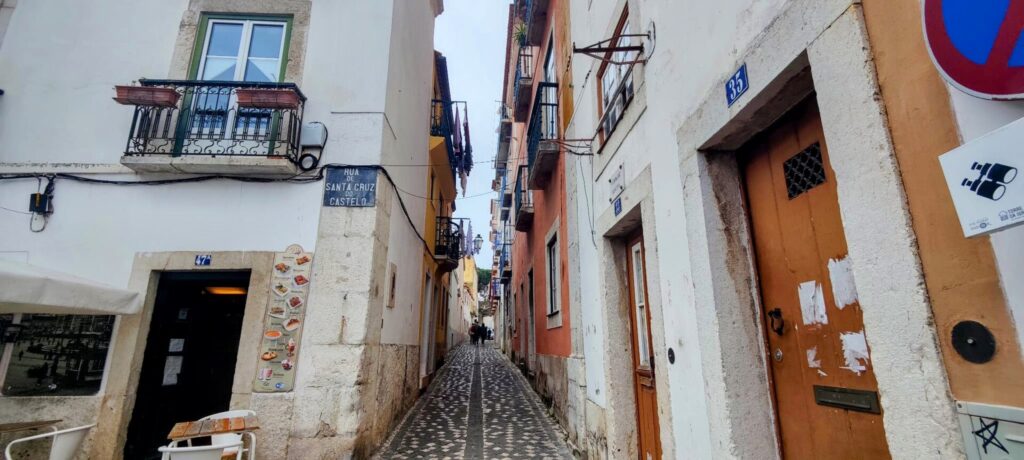 Essence of the City: Lisbon Walking Tour